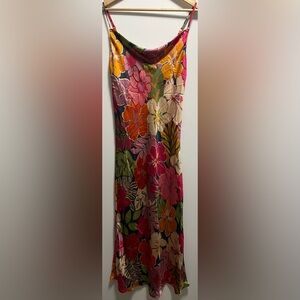 NWT Dress Forum Colorful Floral Dress Women’s Size Small